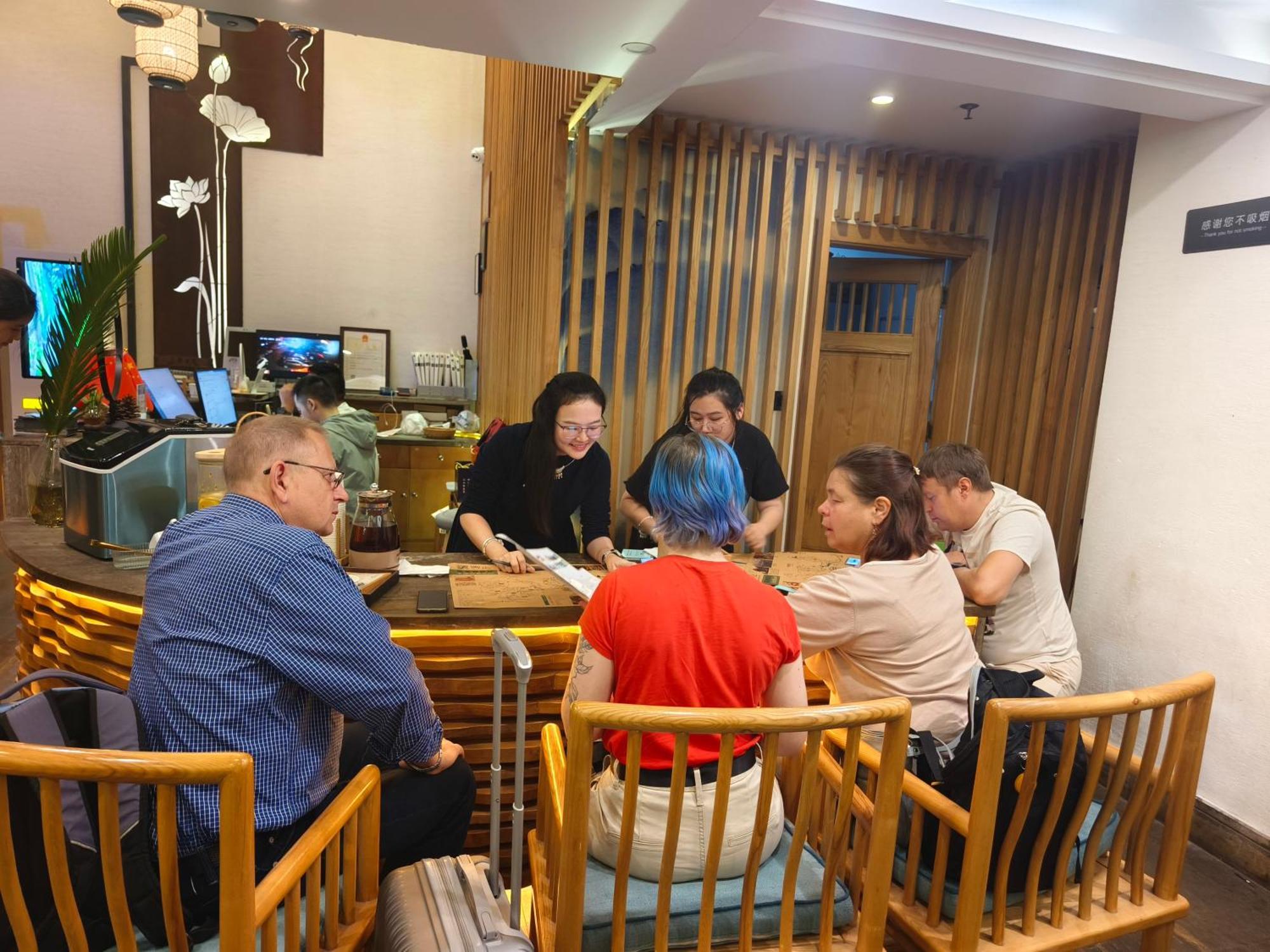 Xiangxi'S Love - Yangyun Hotel Чжанцзяцзе Екстер'єр фото